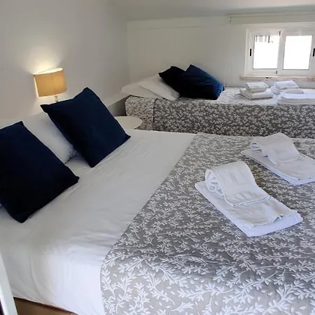 Historic House-1 Minute To The Ferienhaus Nazaré