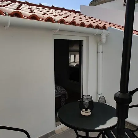 בית נופש Historic House-1 Minute To The נאזרה