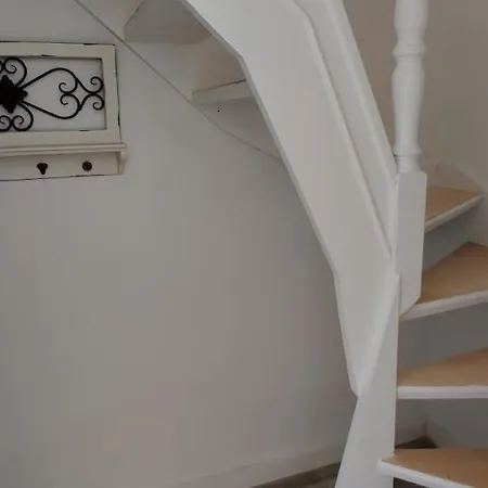 Historic House-1 Minute To The בית נופש *