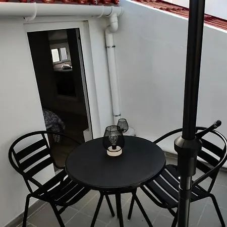 Ferienhaus Historic House-1 Minute To The