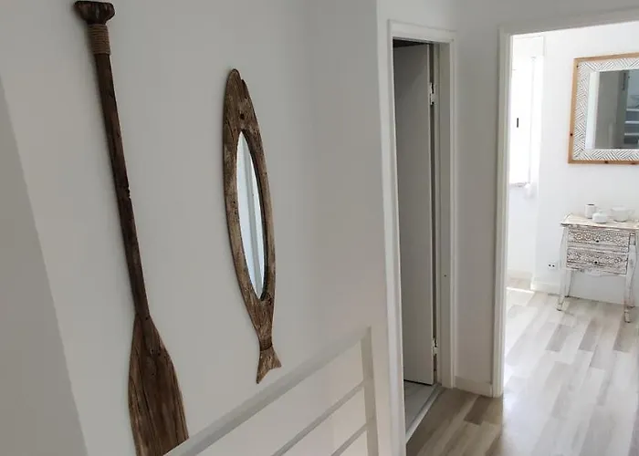 Historic House-1 Minute To The נאזרה