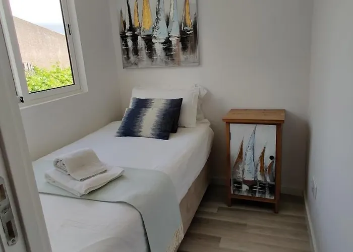 בית נופש Historic House-1 Minute To The נאזרה